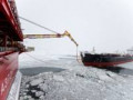 Путин наблюдал за отгрузкой впервые добытой  на арктическом шельфе в Печорском море нефти