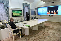 Президент провел видеоконференцию с буровой платформой «Беркут»Президент провел видеоконференцию с буровой платформой «Беркут»